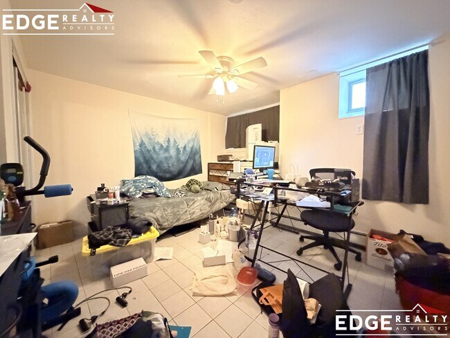 Building Photo - 5 Delaware Pl