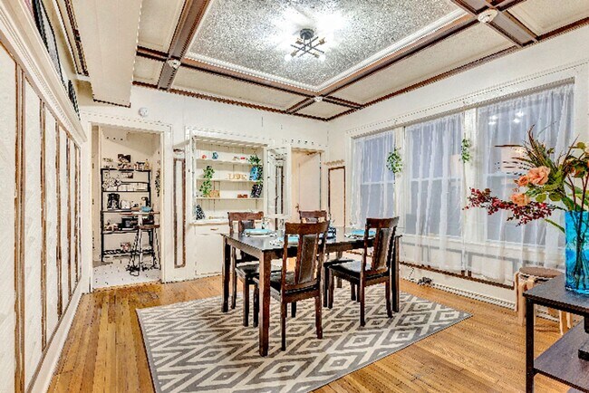 Building Photo - CASS D APARTMENTS-516 Kirby
