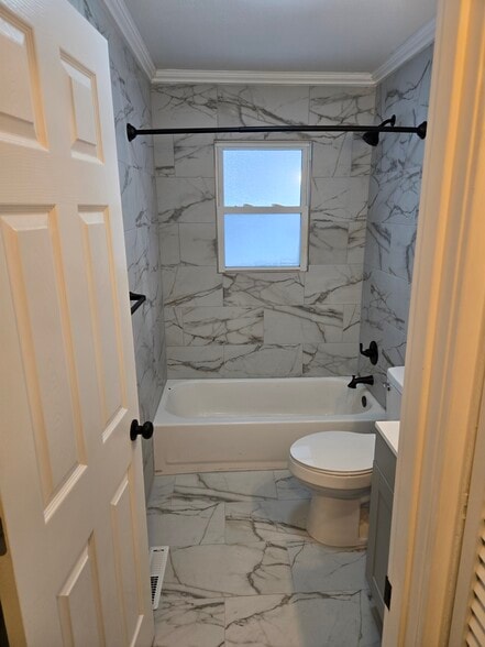 Building Photo - 807 S 15th St