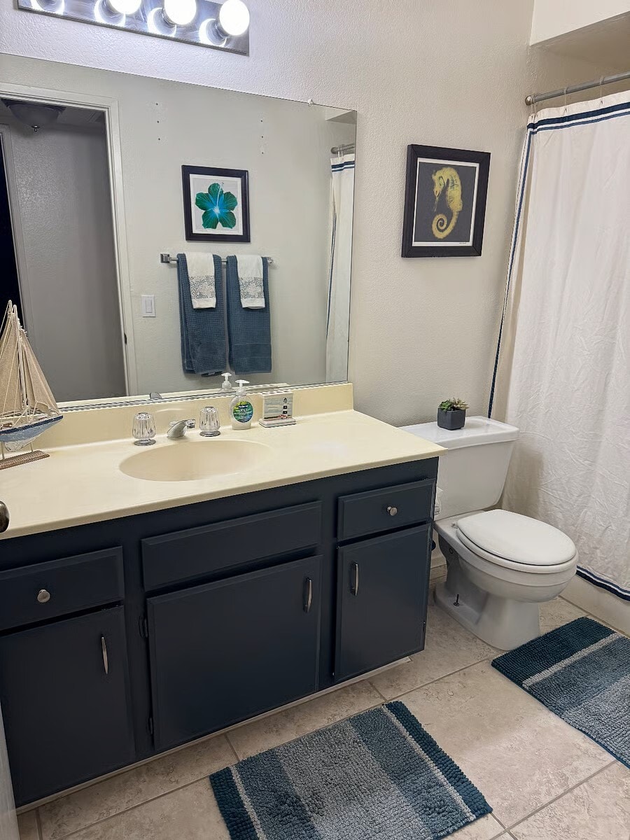 Building Photo - 74800 Sheryl Ave