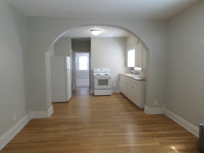 Building Photo - 816 Leavenworth St