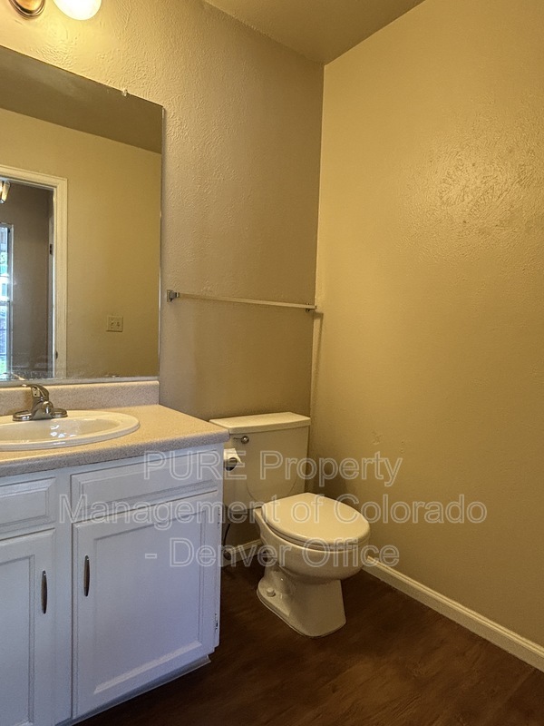 Building Photo - 3980 E Phillips Cir