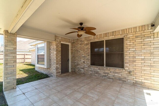 Building Photo - 19 Buffalo Ave