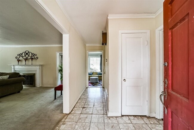 Building Photo - 3423 Ozark St