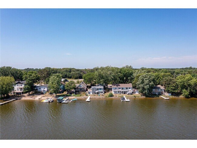 Building Photo - 26755 Fremont Dr