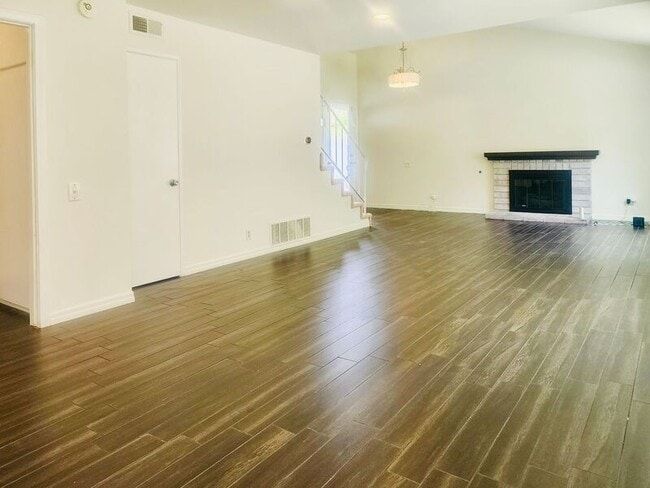 Building Photo - 21632 Audubon Way