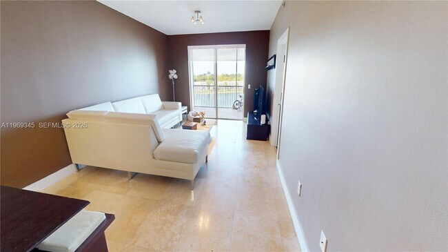 Building Photo - 10730 NW 66th St