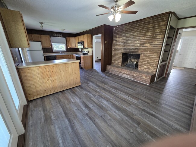 Building Photo - 199 Deep Gap Estates Dr