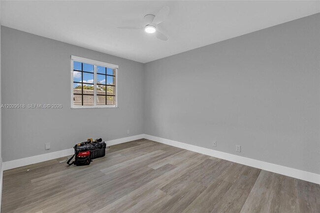 Building Photo - 1140 Cedar Falls Dr