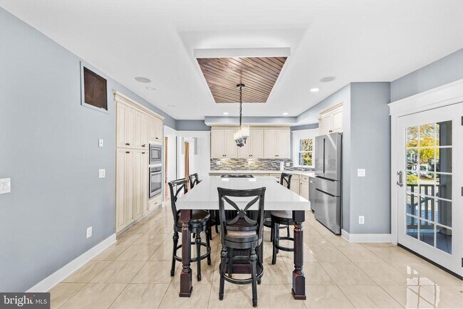 Building Photo - 46564 Hampshire Station Dr