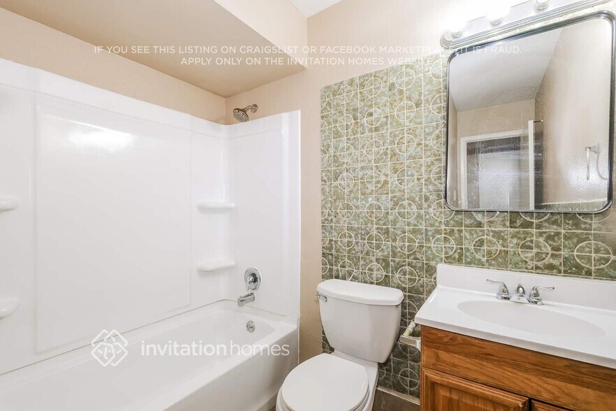Building Photo - 4914 W Catalina Dr