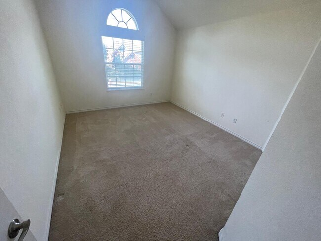 Building Photo - 1401 Patch Grove Dr