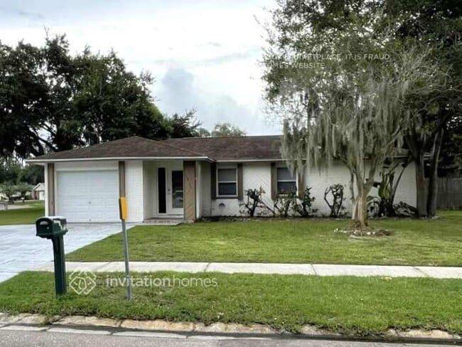 Building Photo - 3816 Southview Dr