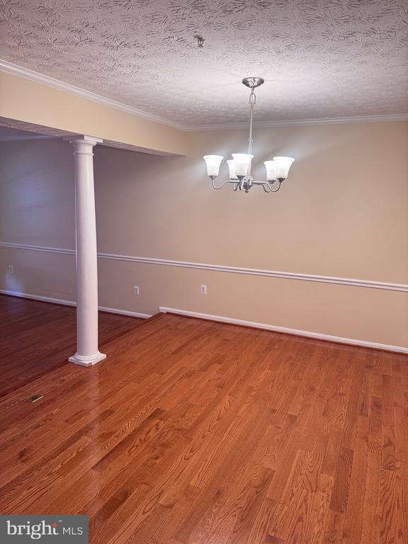 Building Photo - 9805 Doubletree Terrace