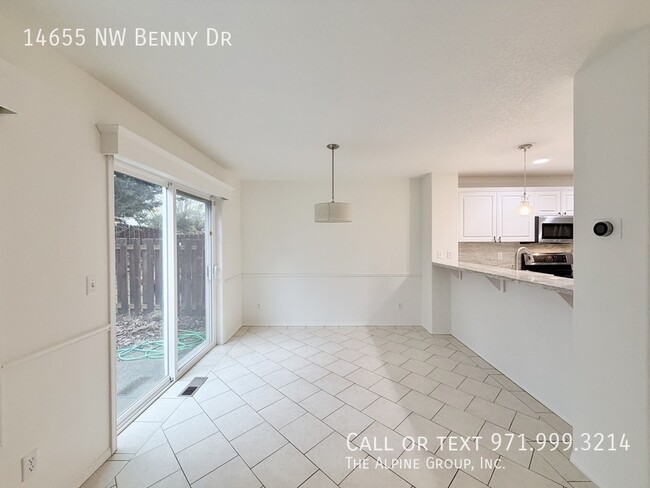 Building Photo - 14655 NW Benny Dr