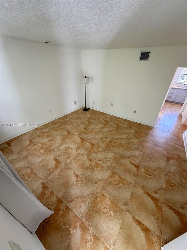 Building Photo - 9248 Collins Ave