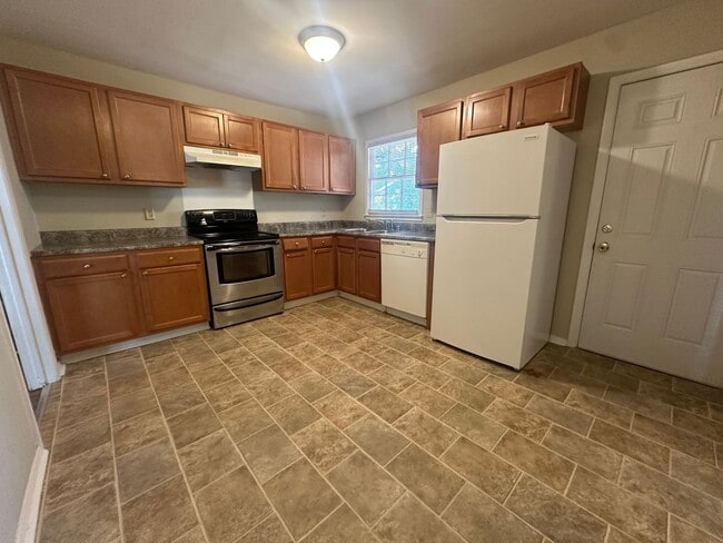 Building Photo - 705 Buena Vista Dr