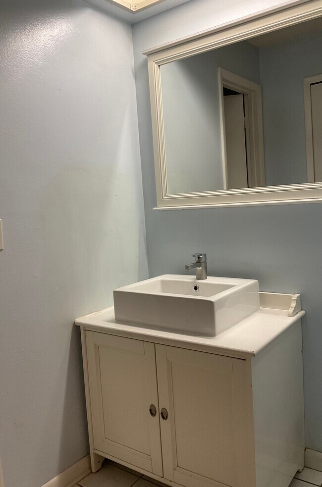 Building Photo - 7051 Citrus Point Ct