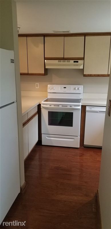 Building Photo - 200 Briarcrest Dr