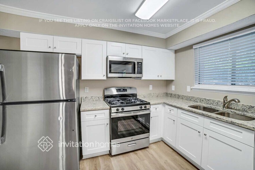 Building Photo - 5063 Audubon Pl