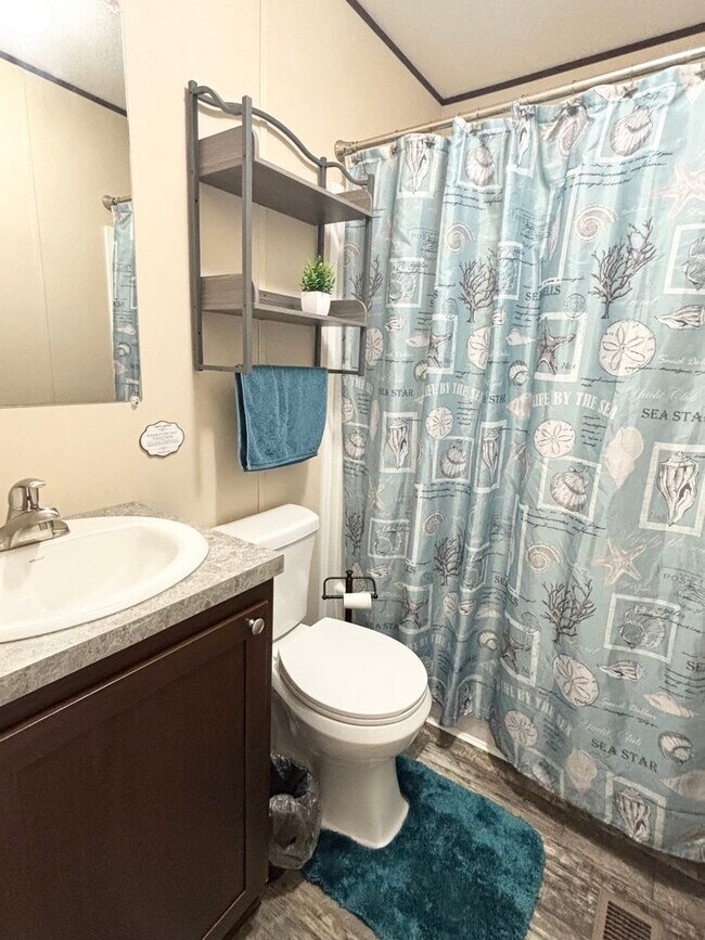 Building Photo - 2536 Blue Marlin St SW