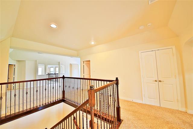 Building Photo - 778 Fall River Dr