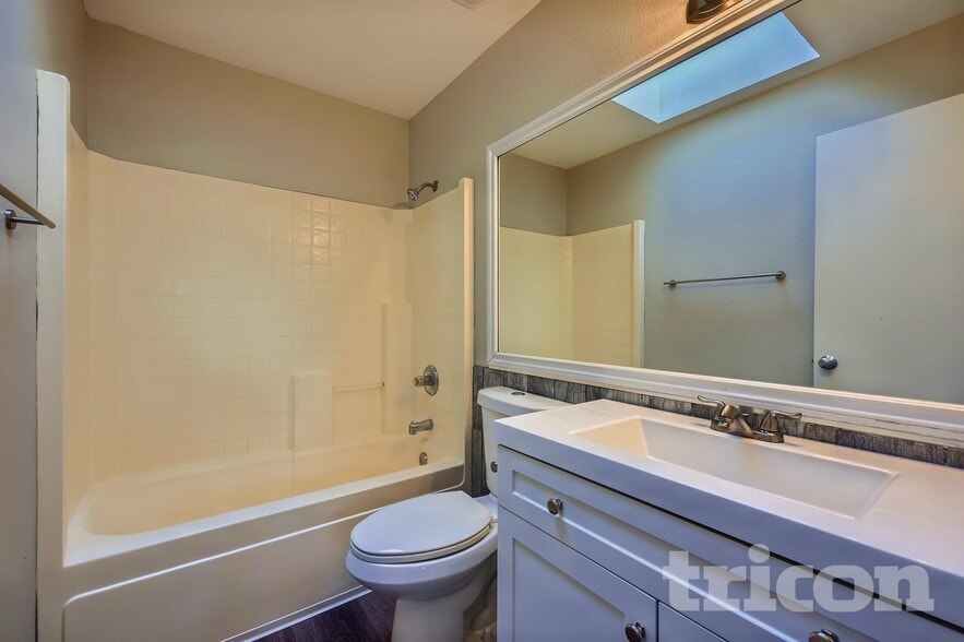 Building Photo - 8218 186th St Ct E