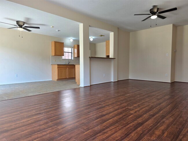 Building Photo - 16106 Darwood Ct