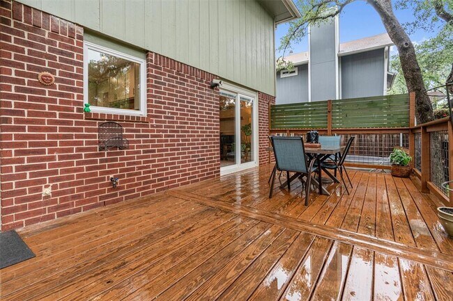 Building Photo - 8913 Coastal Dr