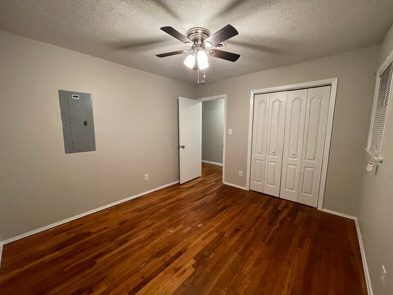Building Photo - 3635 Belair Rd