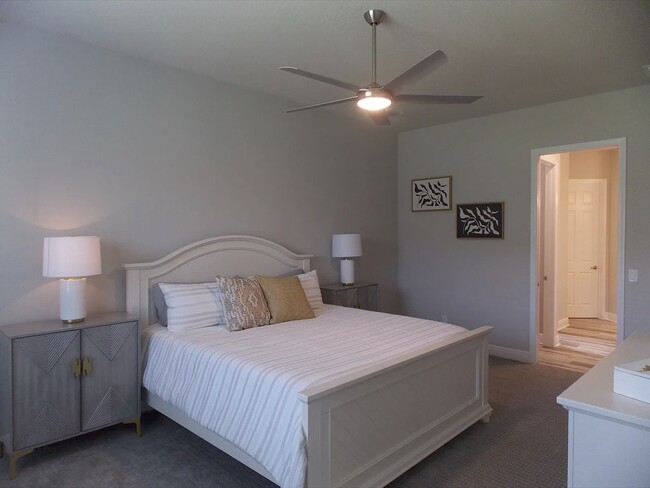 Building Photo - 1973 N Ember Path