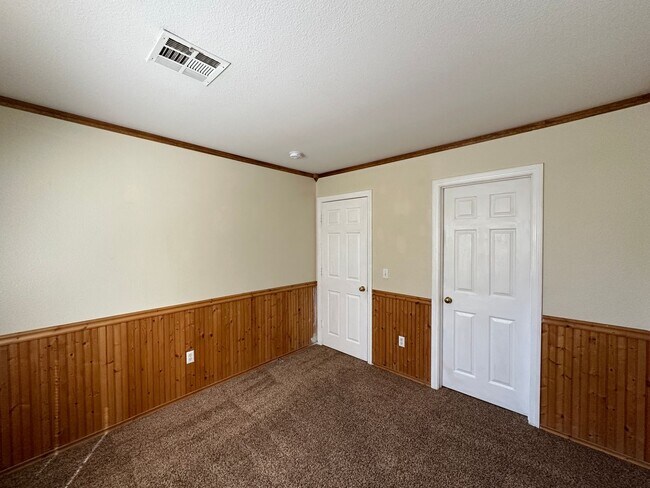 Building Photo - PECCOLE RANCH