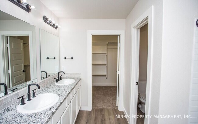 Building Photo - 3203 Durham Ave