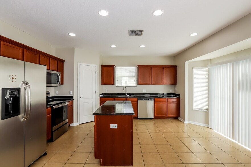 Building Photo - 12608 Evington Point Dr