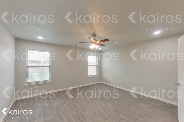 Building Photo - 2807 Destin Ave