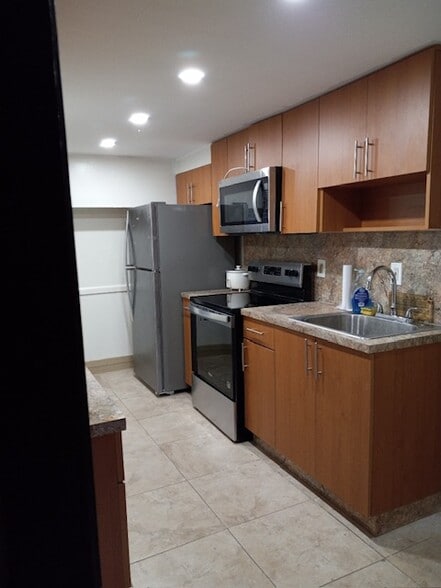 Building Photo - 5710 SW 38th St