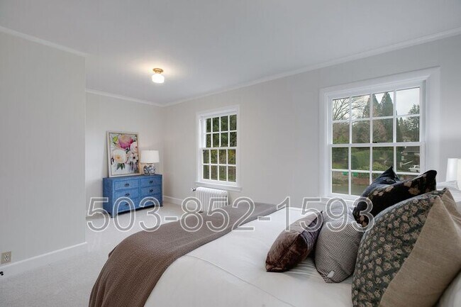 Building Photo - 3707 SW 52nd Pl