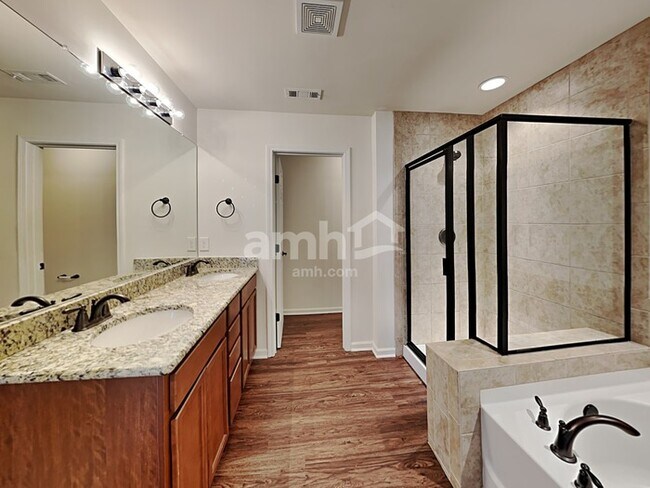 Primary Photo - 657 Pemberton Dr
