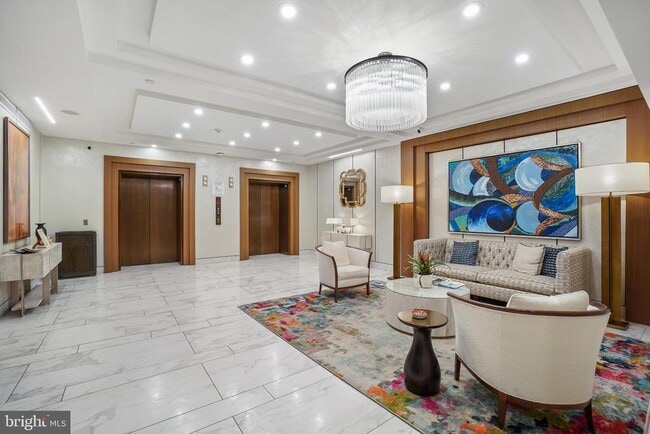 Building Photo - 930 Rose Ave