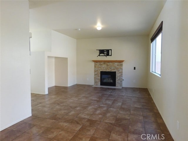 Building Photo - 42014 Acacia Way