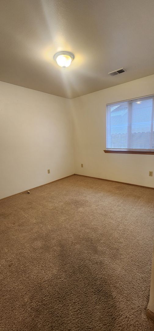Building Photo - Spacious 3-Bedroom Home on a Quiet Cul-de-Sac in McKinleyville