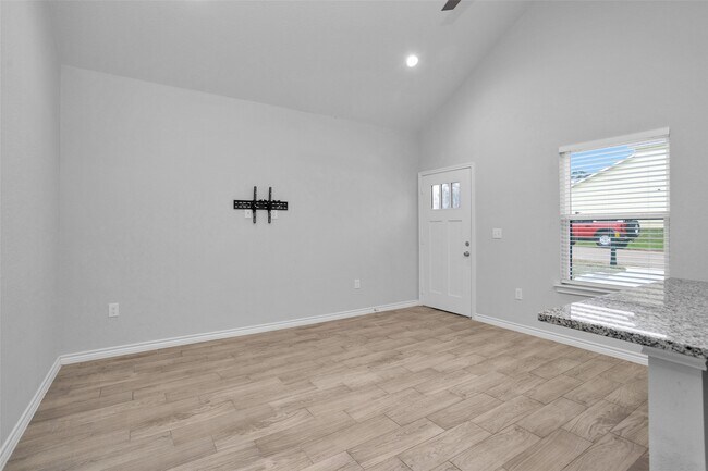 Building Photo - 16426 Eastchase St