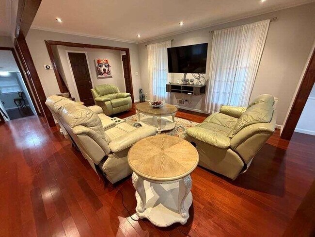 Building Photo - 1732 Eldonlas Ct