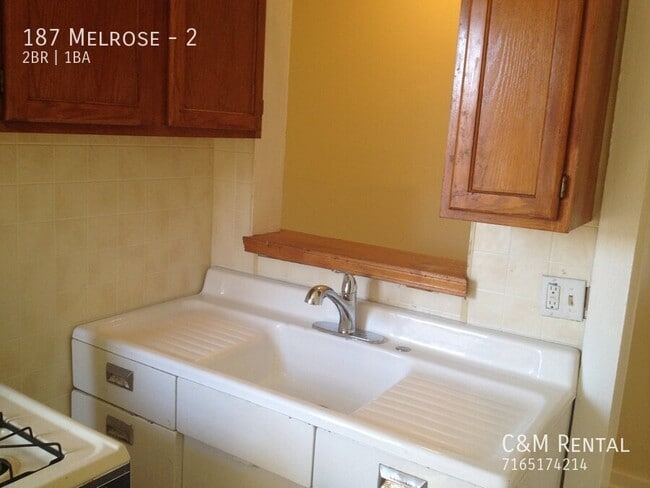 Building Photo - 187 Melrose-2