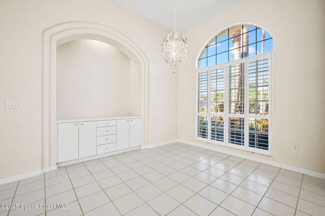 Building Photo - 174 Martesia Way