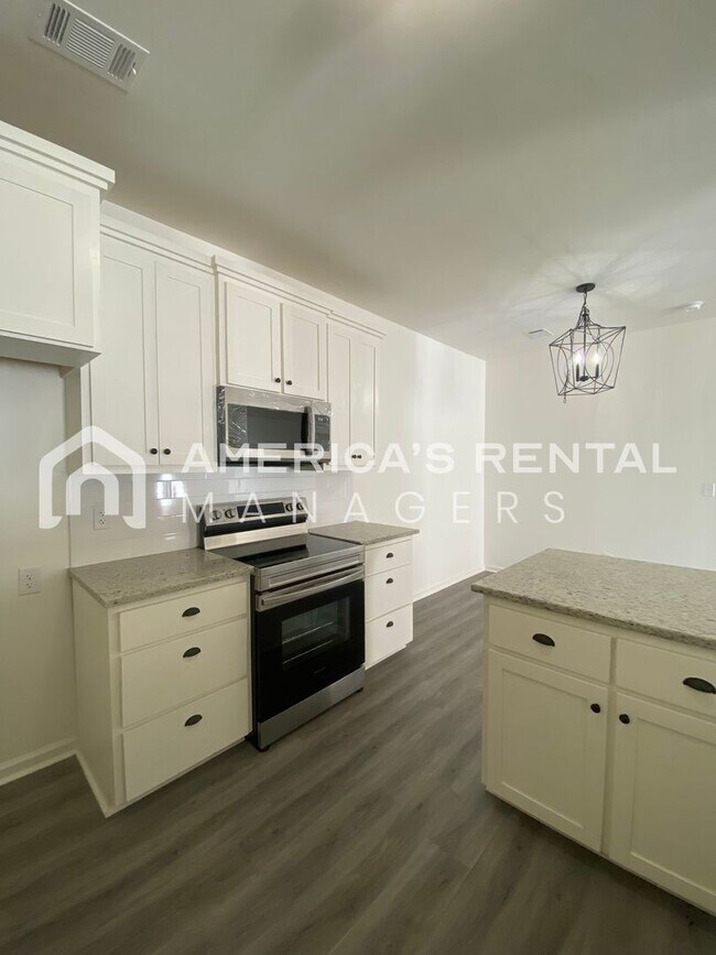 Building Photo - Home for Rent in Montgomery!!! DEPOSIT PENDING!