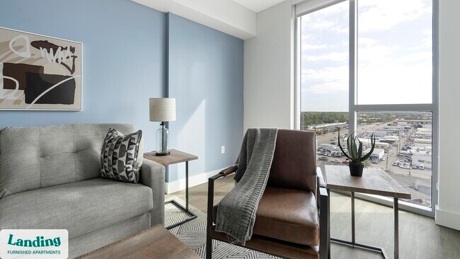 Building Photo - 1950 Mayfair St