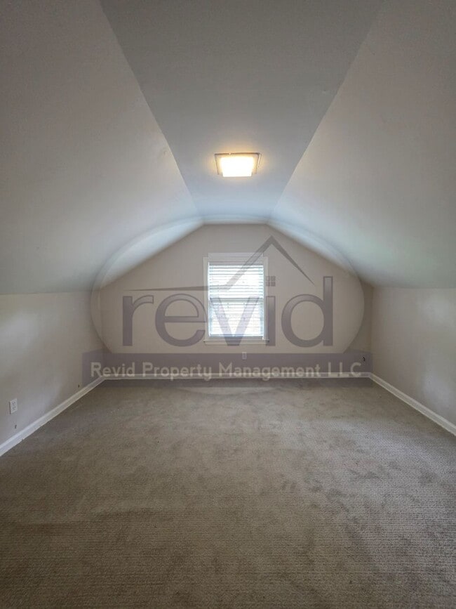 Building Photo - 99 Perkins Extd