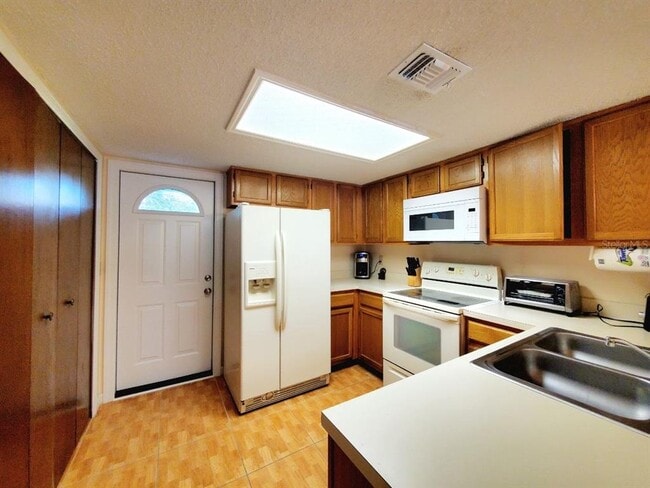 Building Photo - 8724 Cobbler Pl