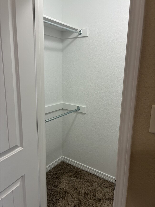 Building Photo - 3515 S 66th St